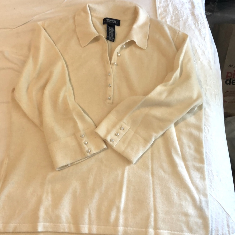 Jones New York sweater with Pearl buttons